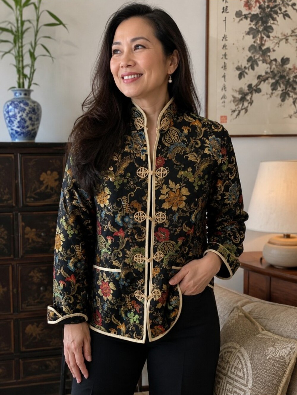 Beautiful Asian style quilted jacket L